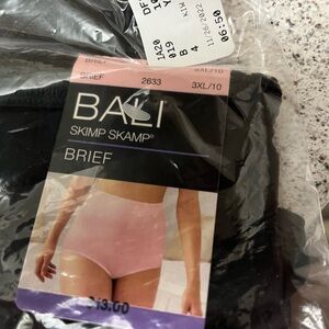 NWT- Bali - 3XL/10.   Bundle of 2 BLACK skimp skamp briefs